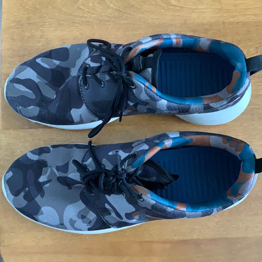Nike Roshe Rn Camo Print